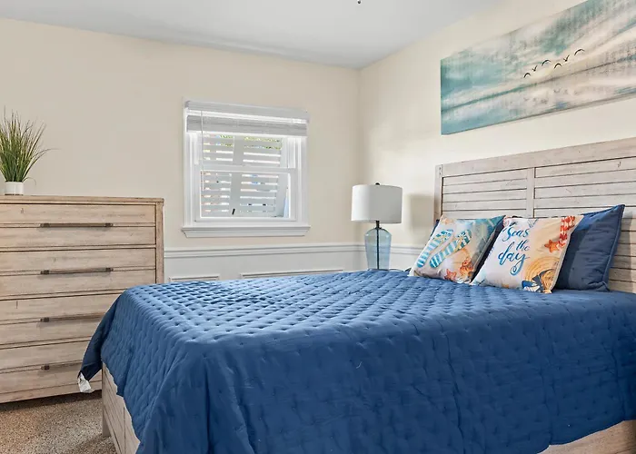4 Bedroom With Private Pool And Bay Views Ocean City