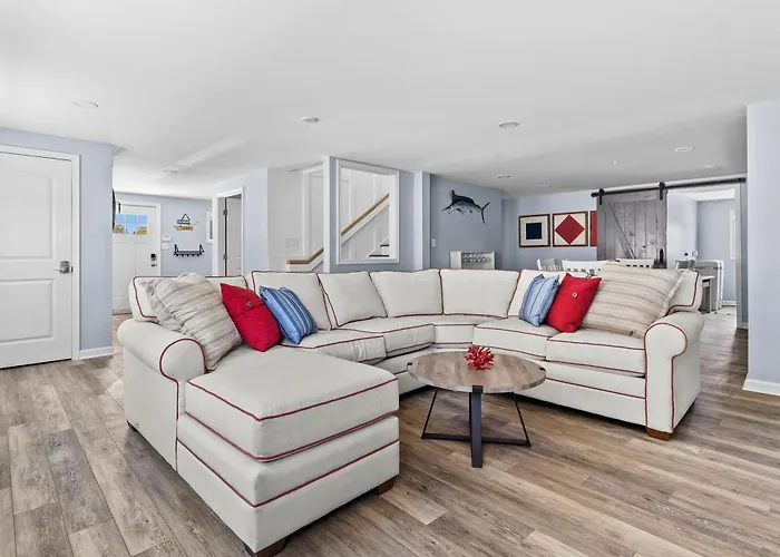4 Bedroom With Private Pool And Bay Views Ocean City